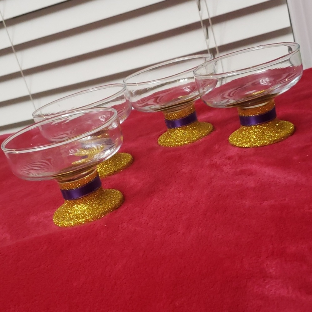 Gold and purple glass set - Picture 3 of 8